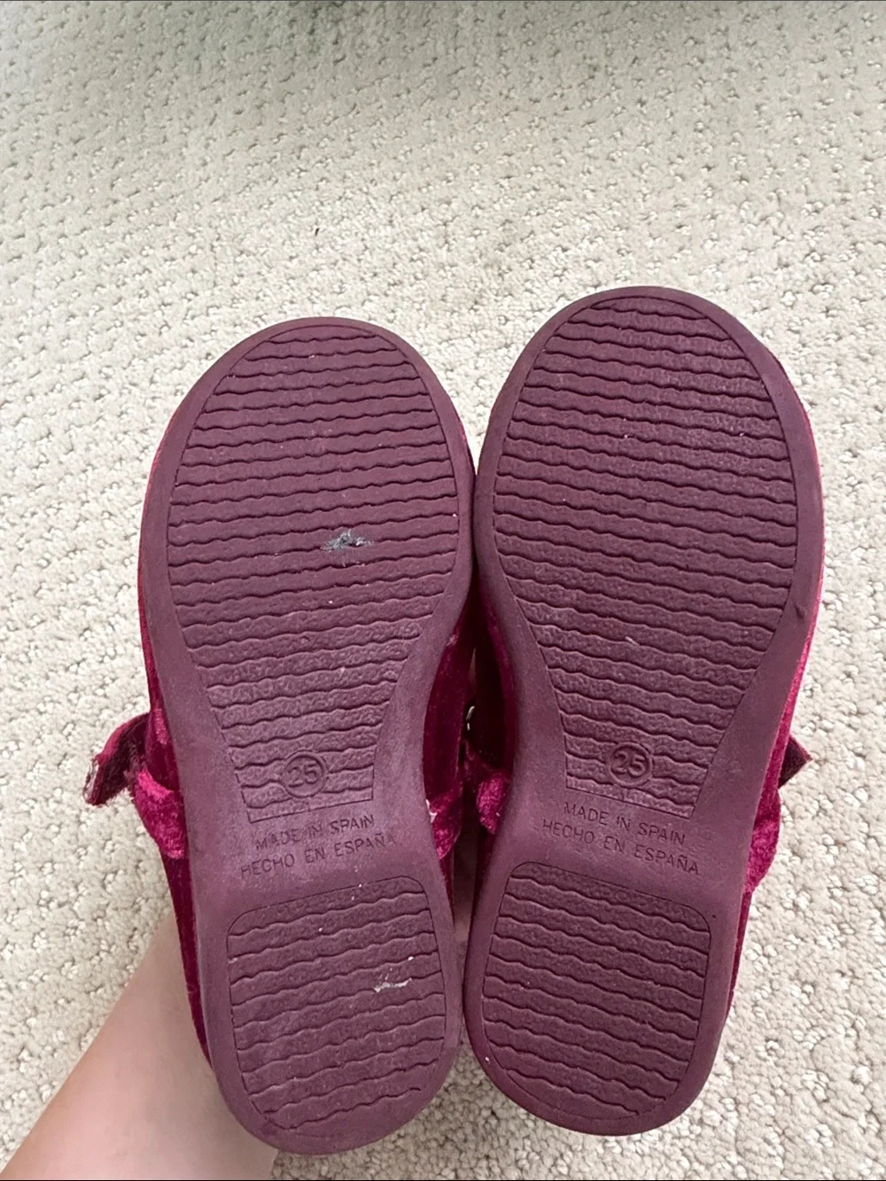 Girls Velvet Mary Jane Dress Shoes in Burgundy - Charming Chic